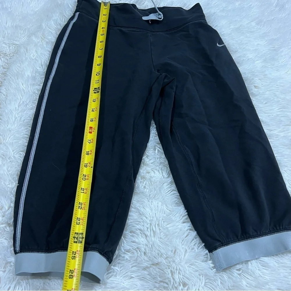 Nike Victory Loose Fit Training Capri Dri-Fit 522090-011 girls XL